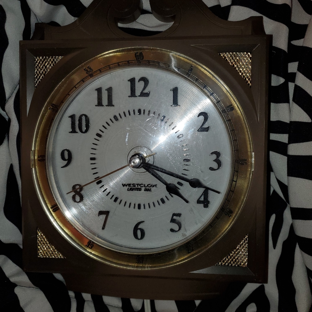 Gorgeous Vintage Westclox wall clock